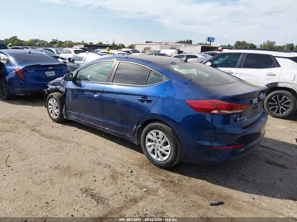 5NPD74LF1HH112261 — 2017 Hyundai Elantra, фото 3 с аукциона IAAI, Передняя часть