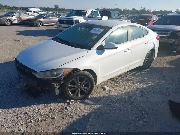 5NPD84LF1HH028065 — 2017 Hyundai Elantra, фото 2 с аукциона IAAI, Угон