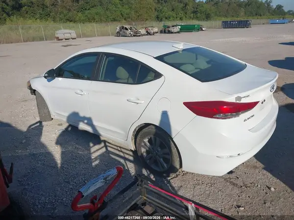 5NPD84LF1HH028065 — 2017 Hyundai Elantra, фото 3 с аукциона IAAI, Угон