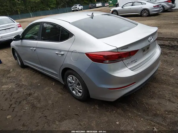 KMHD74LF3HU118953 — 2017 Hyundai Elantra, фото 3 с аукциона IAAI 09.10.2026, Естественный износ