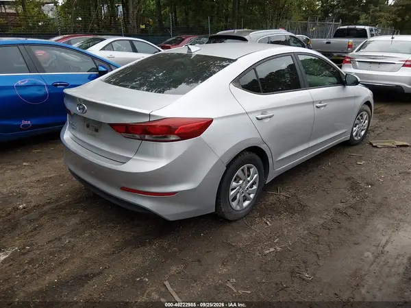 KMHD74LF3HU118953 — 2017 Hyundai Elantra, фото 4 с аукциона IAAI 09.10.2026, Естественный износ