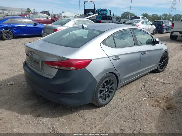 5NPD74LF7HH207598 — 2017 Hyundai Elantra, фото 4 с аукциона IAAI 14.10.2026, Естественный износ