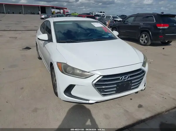 5NPD84LF9HH065221 — 2017 Hyundai Elantra, Задняя часть (Rear), фото до ремонта