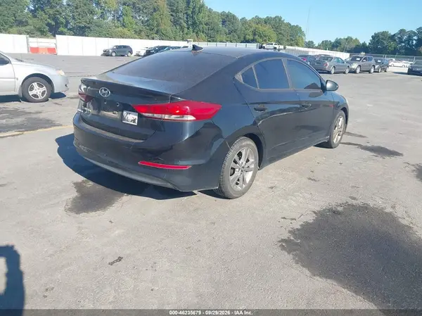 2017 HYUNDAI ELANTRA VIN KMHD84LF8HU252368 фото 4