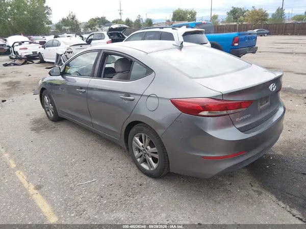 KMHD84LF2HU222945 — 2017 Hyundai Elantra, фото 3 с аукциона IAAI, Угон