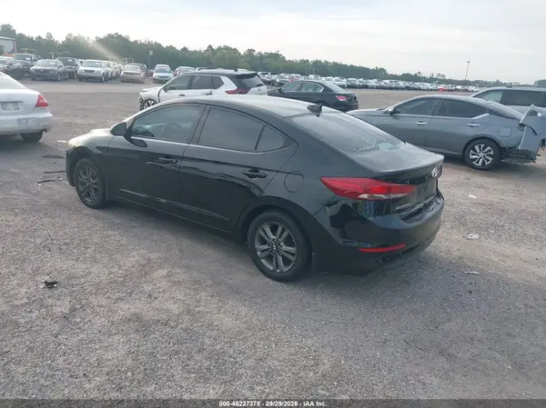 2017 HYUNDAI ELANTRA VIN 5NPD84LF4HH050299 фото 3