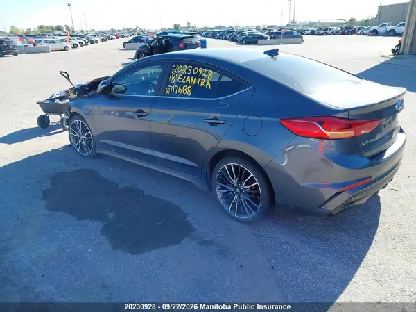 KMHD04LB4JU717688 — 2018 Hyundai Elantra, фото 3 с аукциона IAAI 29.09.2026, Передняя часть справа