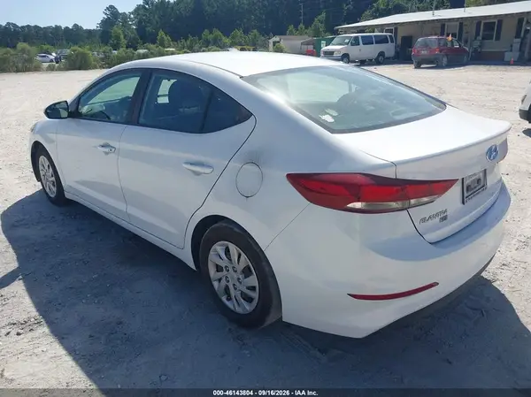 5NPD74LF3JH278304 — 2018 Hyundai Elantra, фото 3 с аукциона IAAI 14.10.2026, Естественный износ