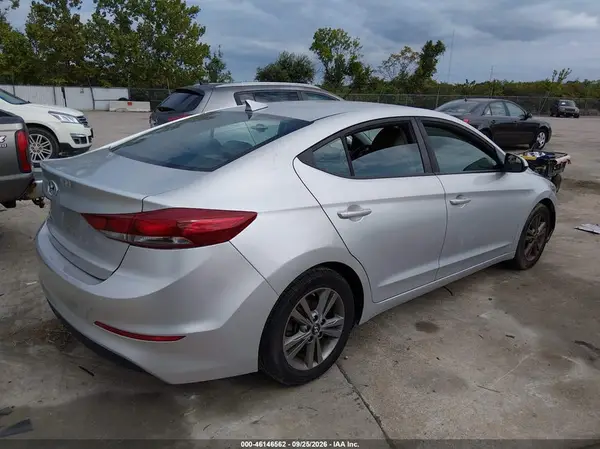 2018 HYUNDAI ELANTRA VIN 5NPD84LF4JH294489 фото 4