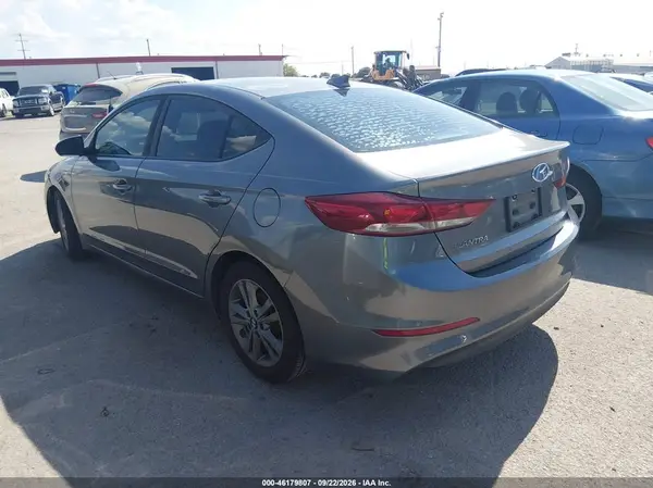 5NPD84LF5JH243616 — 2018 Hyundai Elantra, фото 3 с аукциона IAAI 28.09.2026, Естественный износ