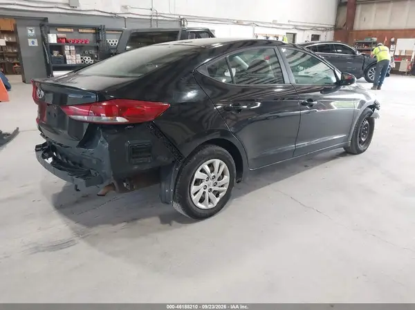 KMHD74LF7JU492021 — 2018 Hyundai Elantra, фото 4 с аукциона IAAI, Передняя часть слева