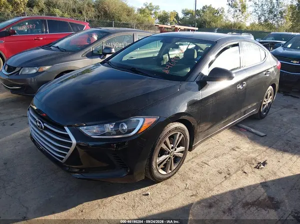 5NPD84LF1JH394355 — 2018 Hyundai Elantra, фото 2 с аукциона IAAI, Угон