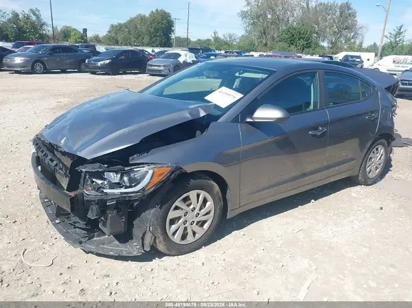 2018 HYUNDAI ELANTRA VIN 5NPD74LF1JH242160 фото 2