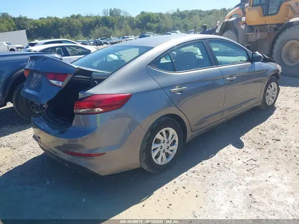 2018 HYUNDAI ELANTRA VIN 5NPD74LF1JH242160 фото 4