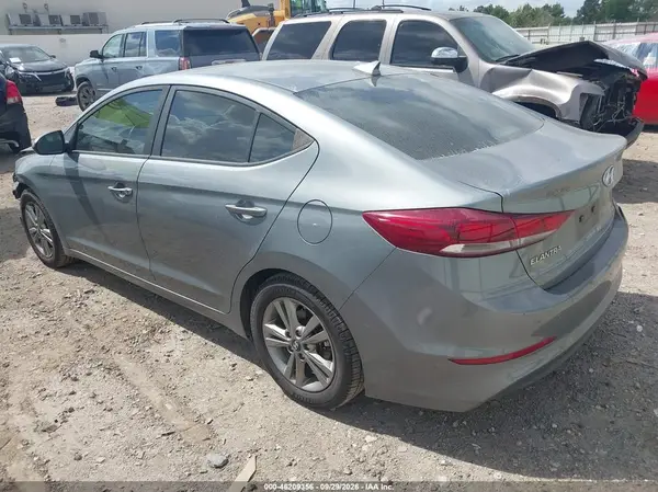 KMHD84LF3JU629369 — 2018 Hyundai Elantra, фото 3 с аукциона IAAI, Передняя часть