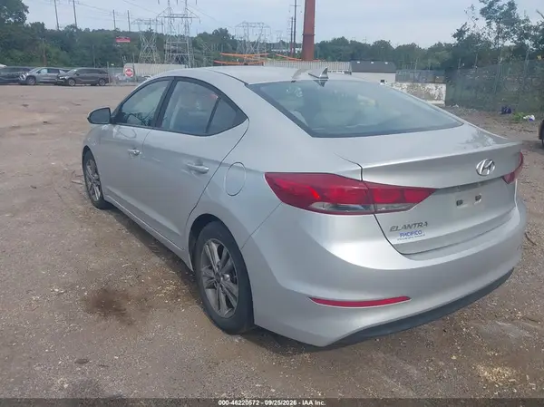 5NPD84LFXJH238329 — 2018 Hyundai Elantra, фото 3 с аукциона IAAI, Повреждения со всех сторон