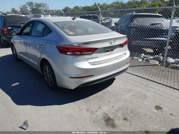 5NPD84LF3JH260608 — 2018 Hyundai Elantra, фото 3 с аукциона IAAI 08.10.2026, Не указано
