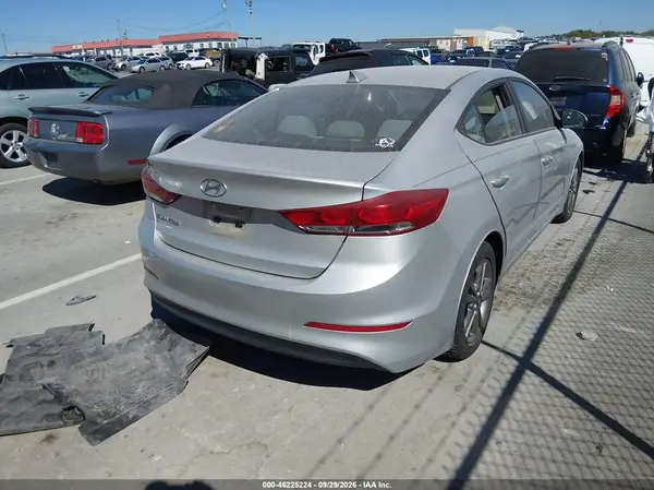 5NPD84LF3JH260608 — 2018 Hyundai Elantra, фото 4 с аукциона IAAI 08.10.2026, Не указано