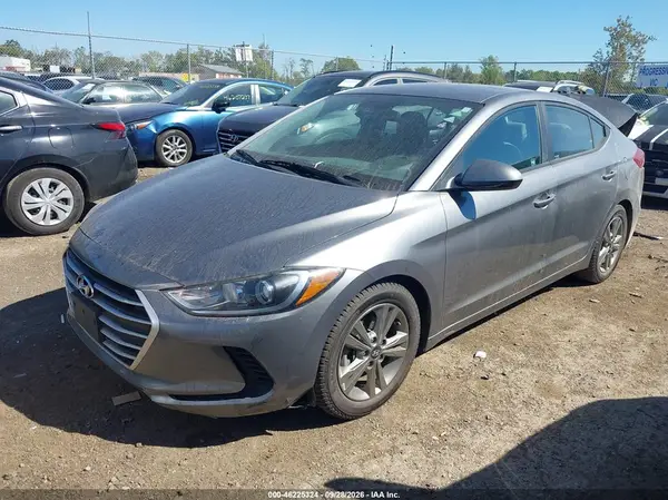 2018 HYUNDAI ELANTRA VIN 5NPD84LF0JH335992 фото 2