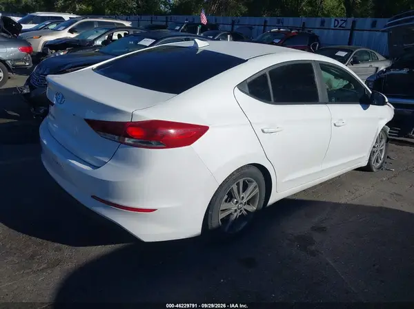 5NPD84LF7JH352434 — 2018 Hyundai Elantra, фото 4 с аукциона IAAI, Передняя часть