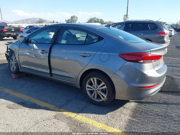 2018 HYUNDAI ELANTRA VIN KMHD84LF7JU451420 фото 3