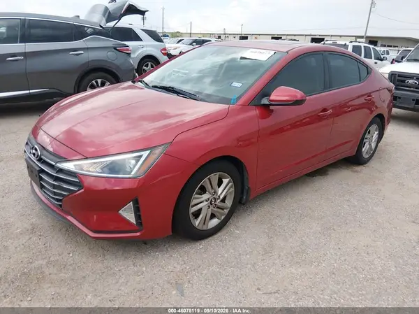 5NPD84LF1KH469914 — 2019 Hyundai Elantra, фото 2 с аукциона IAAI 30.09.2026, Естественный износ