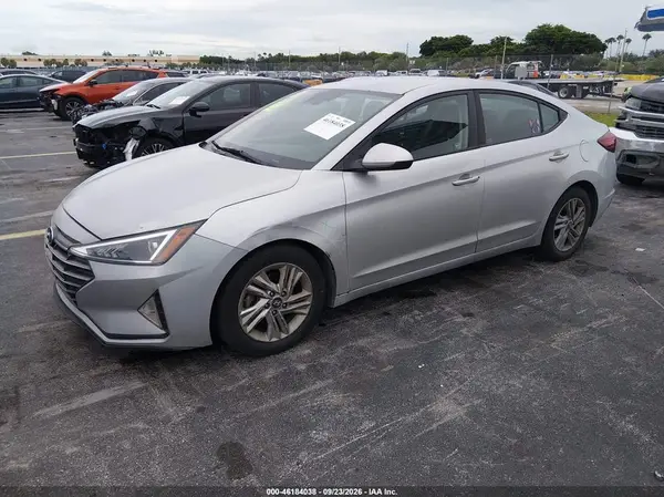 5NPD84LF8KH440202 — 2019 Hyundai Elantra, фото 2 с аукциона IAAI 09.10.2026, Левый и правый бока