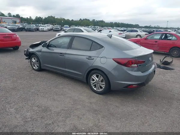 5NPD84LF1KH465099 — 2019 Hyundai Elantra, фото 3 с аукциона IAAI, Передняя часть слева