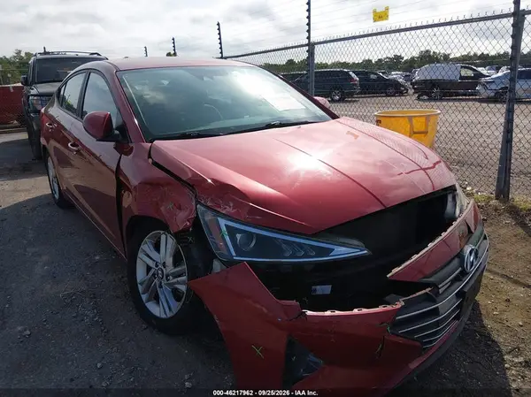 5NPD84LF5KH467678 — 2019 Hyundai Elantra, Передняя часть (Front End), фото до ремонта