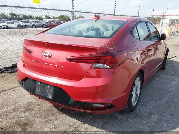 5NPD84LF5KH467678 — 2019 Hyundai Elantra, фото 4 с аукциона IAAI, Передняя часть