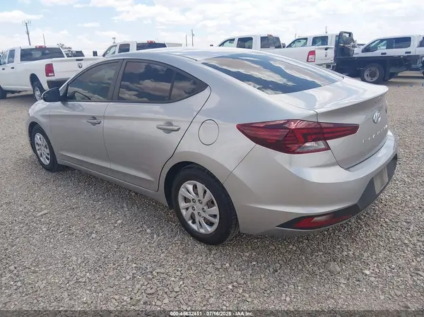 5NPD74LF2LH615984 — 2020 Hyundai Elantra, фото 3 с аукциона IAAI 07.10.2026, Естественный износ