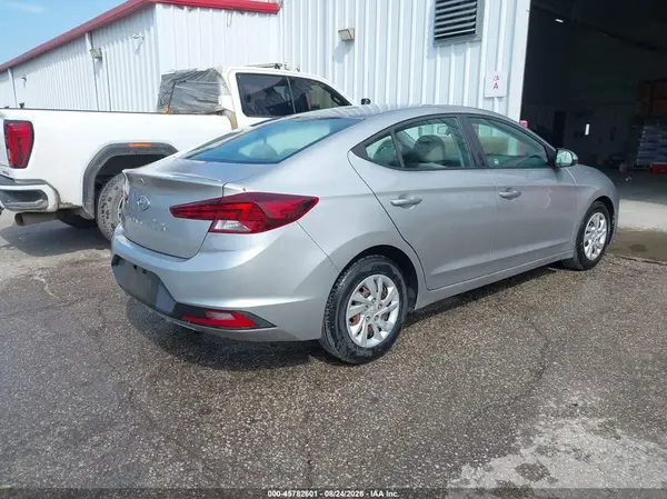 5NPD74LFXLH614467 — 2020 Hyundai Elantra, фото 4 с аукциона IAAI 07.10.2026, Естественный износ
