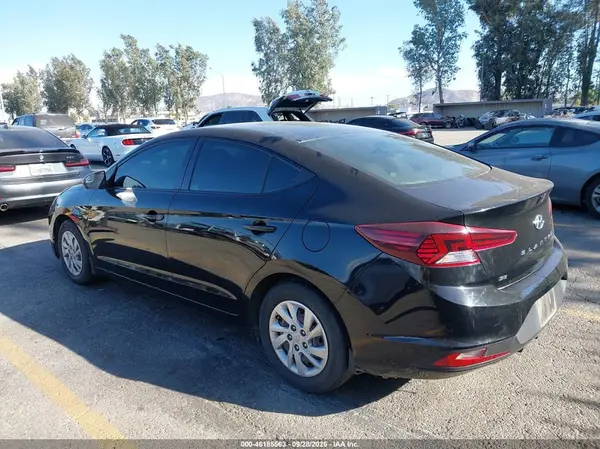 KMHD74LF5LU940808 — 2020 Hyundai Elantra, фото 3 с аукциона IAAI, Угон