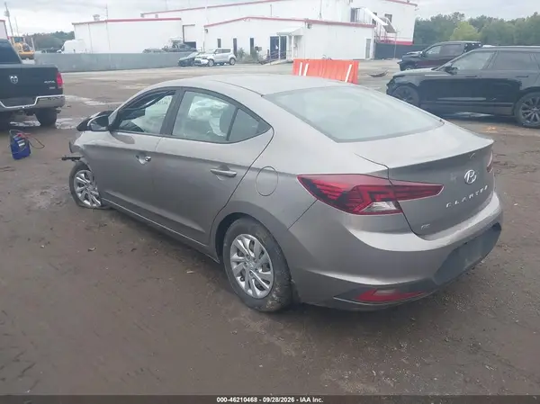 KMHD74LF0LU106610 — 2020 Hyundai Elantra, фото 3 с аукциона IAAI, Передняя часть