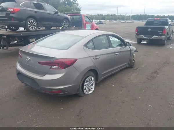KMHD74LF0LU106610 — 2020 Hyundai Elantra, фото 4 с аукциона IAAI, Передняя часть