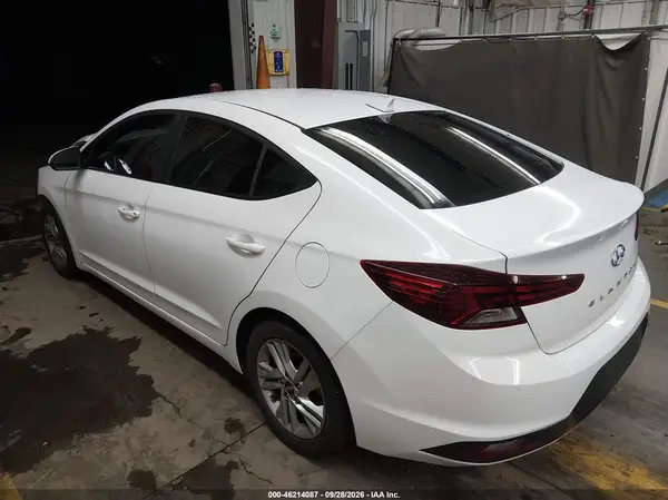 5NPD84LF4LH555655 — 2020 Hyundai Elantra, фото 3 с аукциона IAAI, Передняя часть