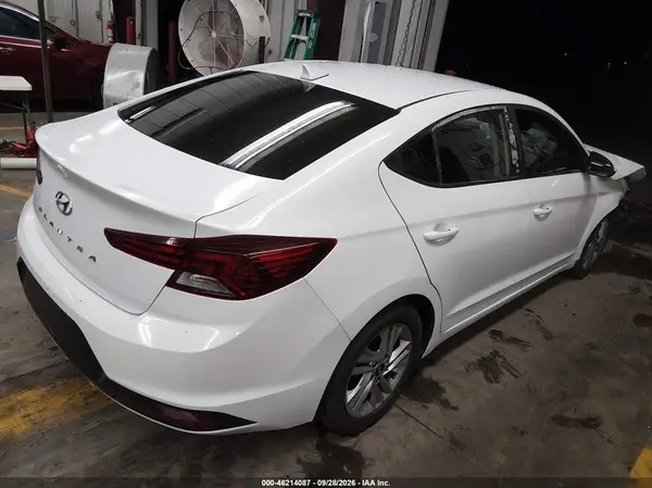 5NPD84LF4LH555655 — 2020 Hyundai Elantra, фото 4 с аукциона IAAI, Передняя часть