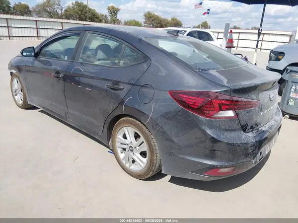 5NPD84LF9LH580373 — 2020 Hyundai Elantra, фото 3 с аукциона IAAI, Передняя часть