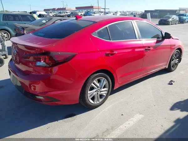 5NPD84LF2LH624438 — 2020 Hyundai Elantra, фото 4 с аукциона IAAI, Передняя часть