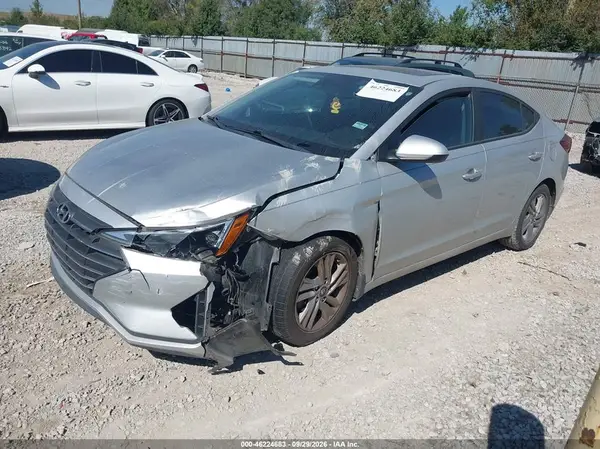 5NPD84LF0LH538738 — 2020 Hyundai Elantra, фото 2 с аукциона IAAI, Передняя часть слева
