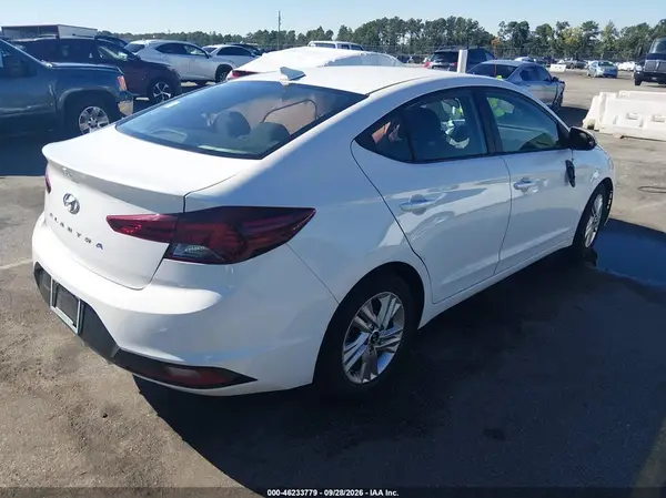5NPD84LF3LH599551 — 2020 Hyundai Elantra, фото 4 с аукциона IAAI, Левый бок