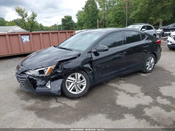 KMHD84LF3LU975683 — 2020 Hyundai Elantra, фото 2 с аукциона IAAI, Передняя часть