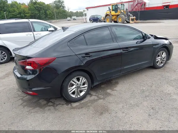 KMHD84LF3LU975683 — 2020 Hyundai Elantra, фото 4 с аукциона IAAI, Передняя часть
