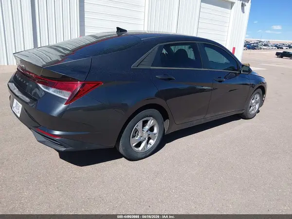 5NPLL4AG6MH047131 — 2021 Hyundai Elantra, фото 4 с аукциона IAAI 11.10.2026, Естественный износ