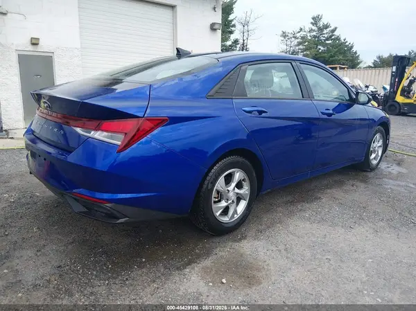 5NPLL4AG6MH048537 — 2021 Hyundai Elantra, фото 4 с аукциона IAAI 05.10.2026, Естественный износ