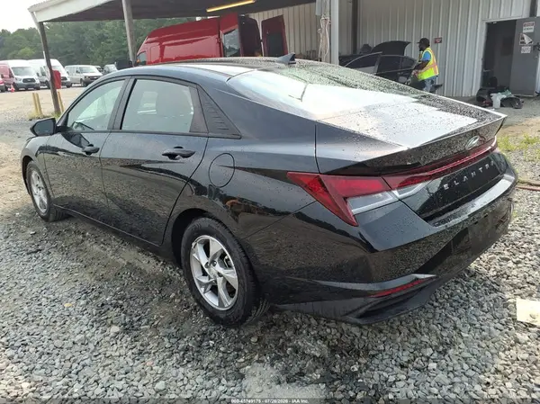 5NPLL4AGXMH046791 — 2021 Hyundai Elantra, фото 3 с аукциона IAAI 06.10.2026, Естественный износ