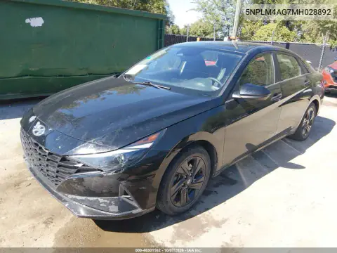 2021 Hyundai Elantra Sel VIN 5NPLM4AG7MH028892 фото 2