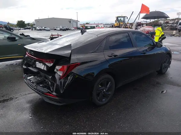 5NPLM4AG0NH070032 — 2022 Hyundai Elantra, фото 4 с аукциона IAAI, Задняя часть