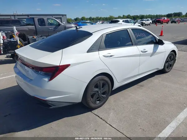 5NPLS4AG0NH060171 — 2022 Hyundai Elantra, фото 4 с аукциона IAAI, Подтопление