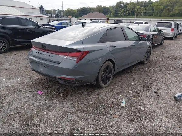 KMHLM4AG8NU264082 — 2022 Hyundai Elantra, фото 4 с аукциона IAAI, Подтопление